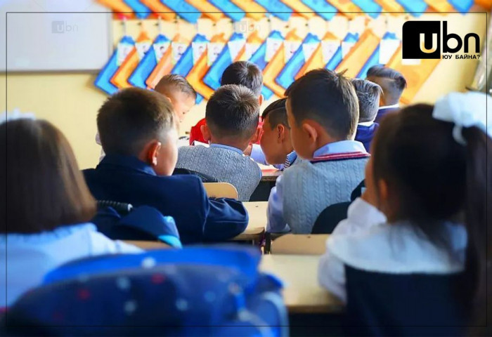 Дунд, ахлах ангийнхан ирэх даваа гарагаас эхлэн цахимаар хичээллэнэ