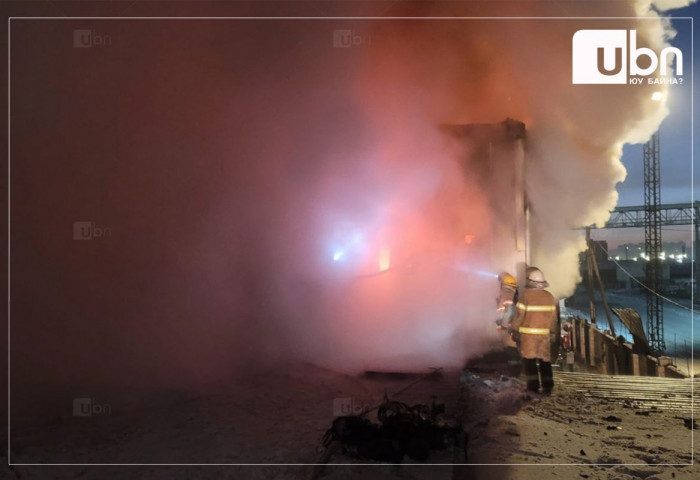 “Улаанбаатар гурил” ХХК-ийн гурилын үйлдвэрийн агуулах шатжээ