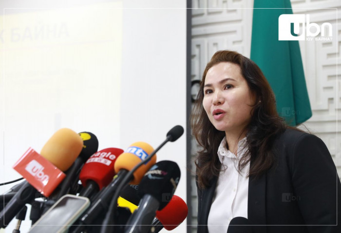 А.Хишигбаяр: Ажил олгогчийн төлж буй 1 хувь, даатгуулагчийн төлж буй 1 хувийг бэлэн мөнгө болгож хадгална
