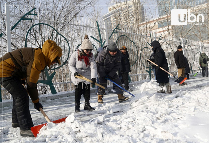 “Орчмын 50 метр талбайг цэвэрлэх үүргээ биелүүлээгүй аж ахуйн нэгжүүдийн хариуцлагыг сайжруулах шаардлагатай байна“