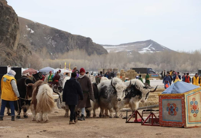 ФОТО: Архангай аймагт мөсний баяр болж байна