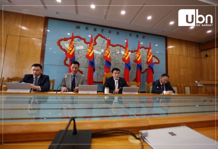 УОК Дүнжингарав орчимд гарсан галын асуудалтай холбогдуулан 14 цагт хуралдана