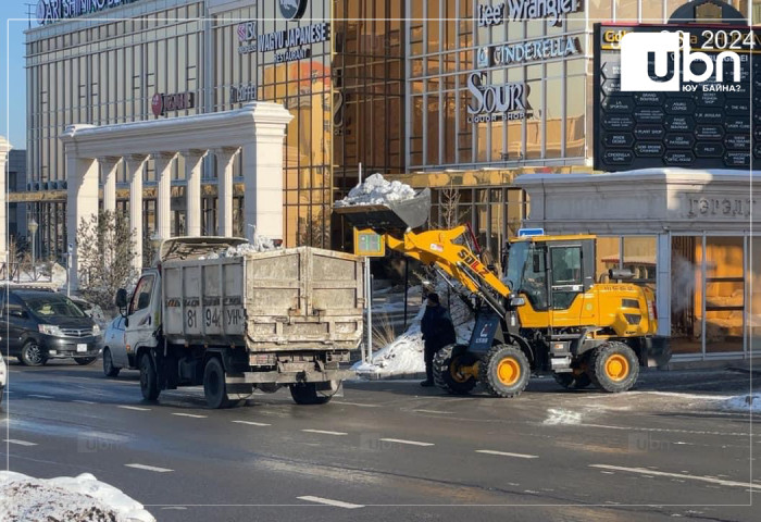 Цэвэрлэгээнээс гарсан 509 тонн хар цасыг ачиж тээвэрлэлээ