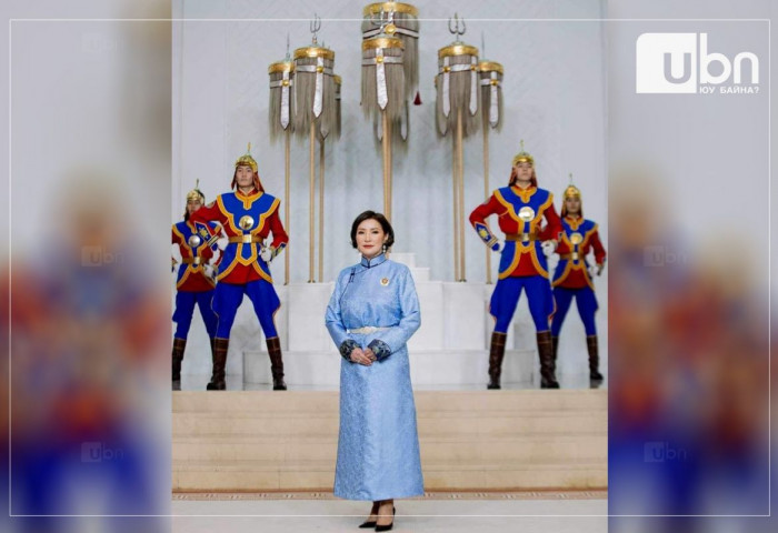 Л.Нинжжамцыг “Хөдөлмөрийн гавьяаны улаан тугийн одон”-гоор шагнажээ