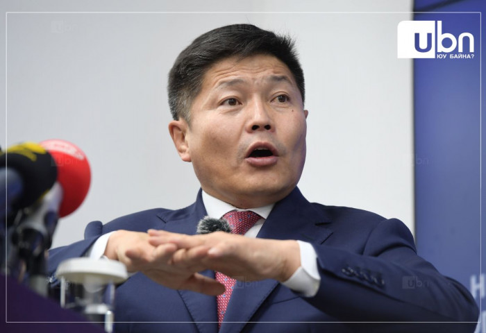 Х.Нямбаатар: Улаанбаатар хотод жилд 50 мянга гаруй импортын машин орж ирж байна. Энэ байдал үргэлжилбэл 2025 онд автомашин хөдлөх боломжгүй болно