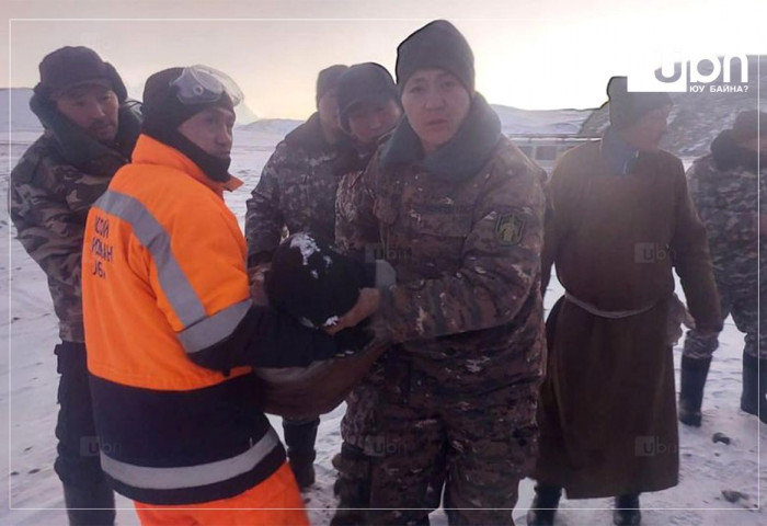 Хилчид цасанд төөрсөн иргэнийг аварчээ