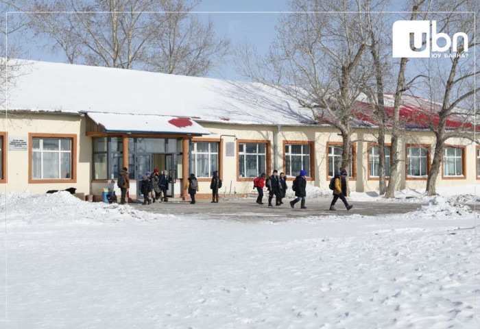 Зудтай аймгийн Засаг дарга нарт сурагчдын амралтыг урагшлуулах, хойшлуулах, сунгах эрхийг нь өглөө