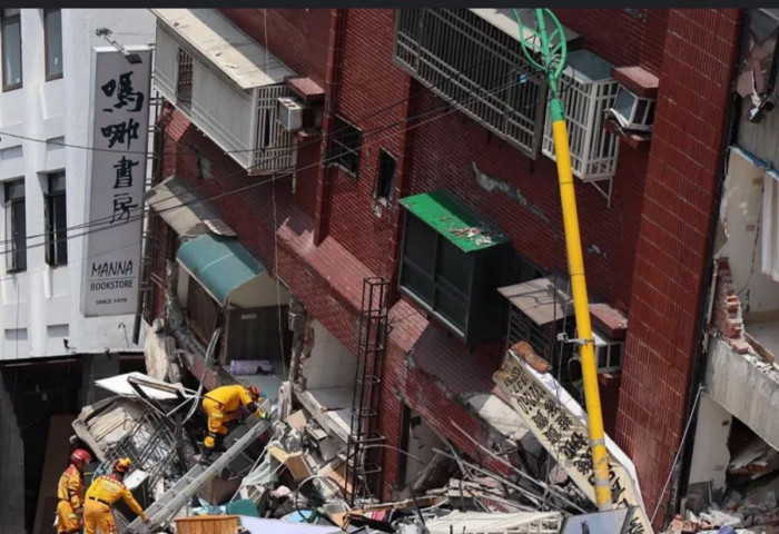 Тайваньд болсон газар хөдлөлтийн улмаас 9 хүн нас барж, 1000 гаруй хүн бэртжээ