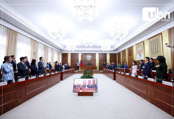 ТАНИЛЦ: Ирэх долоо хоногт УИХ-аар хэлэлцэх хуулийн төслүүд