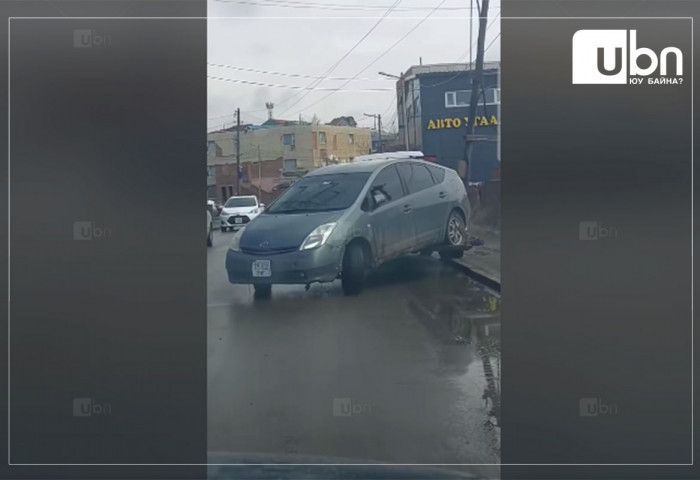 Приус-20 автомашины 5 бул мултарсан тул жолоочийнх нь хүсэлтээр ачиж, замыг нь чөлөөлжээ