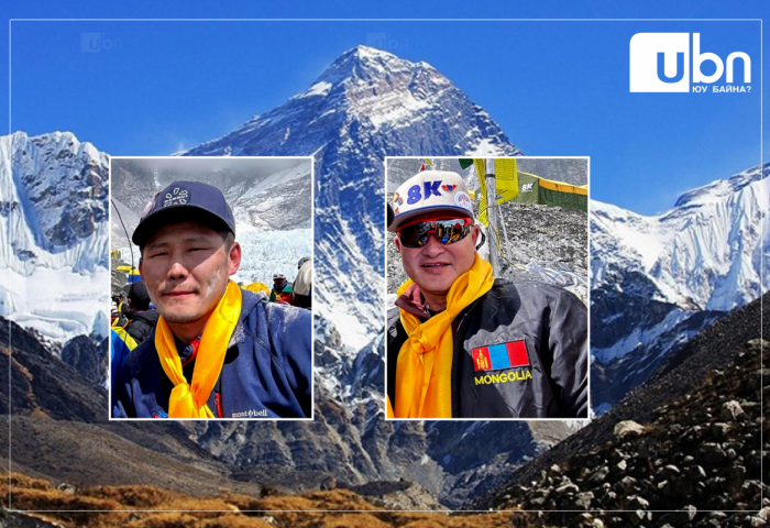 Эверестэд алга болсон уулчдыг хайхаар ар гэр, уулчдын холбооны төлөөлөл  Катманду хот руу нисжээ