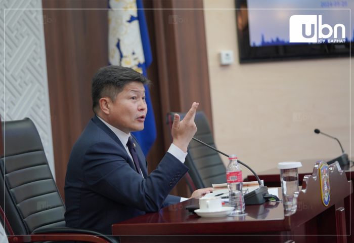 Х.Нямбаатар: АН-аас НИТХ-ын төлөөлөгчөөр ажиллаж байсан Л.Наранбаатарыг АТГ-т өгч байна. Тэр яасан даварсан нөхөр вэ