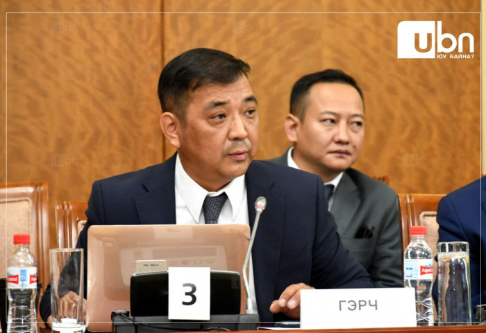 Б.Жавхлантбаатар:  Санхүүжилт зогсвол дараагийн автобуснууд орж ирэхэд гацаа үүсэх тул “Шийдээд яв“ гэдэг чиглэл шат шатандаа өгөгдсөн