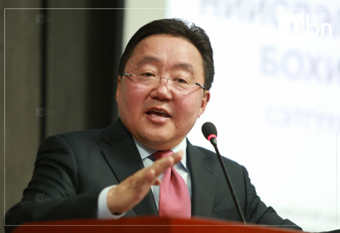 Ц.Элбэгдорж: С.Баярцогт сонгуулиа удирдаад, Л.Гантөмөр бодлогоо яриад явсан нь зөв байх