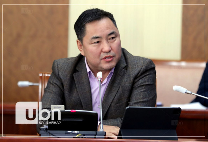 Б.Пүрэвдорж: Ц.Гарамжав гуайг хорьчихсон. Гэтэл МҮХАҮТ-ын дарга нь бизнесийнхнийг нь дарамталдаг намын жагсаалтад ороод нуугдчихсан байна