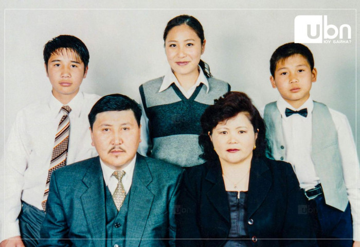 Гадаадад сурахдаа аав ээжтэйгээ “гэрээ” байгуулж байжээ