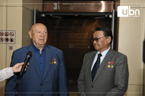 Ж.Гүррагчаа, В.А Жанибековын хамтаар Чингис хаан Үндэсний музейгээр зочиллоо