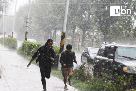 УЦУОШГ: Ердийн борооноос илүү гэнэтийн ус ихтэй, аадар борооны давтамж өндөр байна