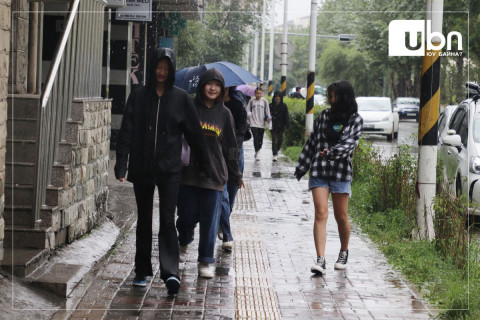МАРГААШ: Улаанбаатарт 25 хэм дулаан, бага зэргийн аадар бороотой