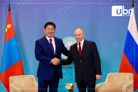 Монгол Улсын Ерөнхийлөгч У.Хүрэлсүх ОХУ-ын Ерөнхийлөгч В.В.Путинтай уулзлаа
