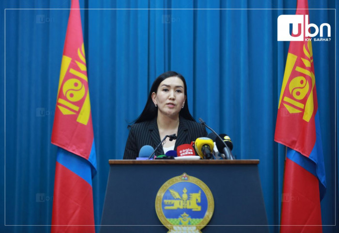 ШУУД: Засгийн газрын хуралдаанаас гарсан шийдвэрийг танилцуулж байна