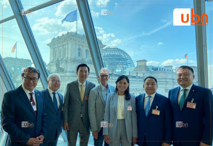 Хамтарсан Засгийн газрын гэрээний төсөл боловсруулах Ажлын хэсгийнхэн ХБНГУ-ын Бундестагийн гишүүн М.Мюллэртэй уулзлаа