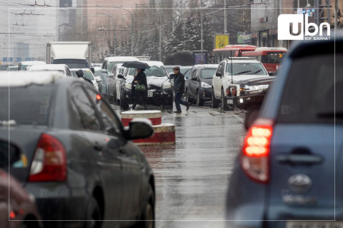 ӨГЛӨӨНИЙ МЭНД: Улаанбаатарт 3 хэм дулаан, нойтон цас орно