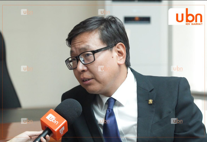 П.НАРАНБАЯР: Сургуулиуд нэг ээлжийнх болоогүй цагт хүн бий болгож, авьяас чадварыг нь хөгжүүлэх асуудлыг ярихад бэрхшээлтэй болно