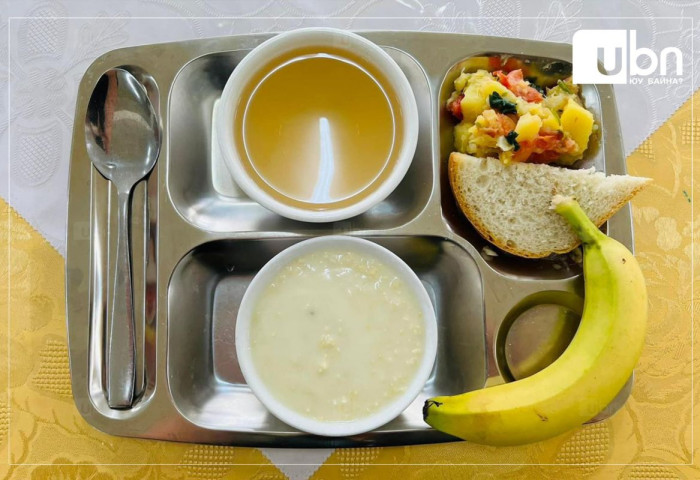 Дотуур байранд амьдрах хүүхдийн хоол болон ЕБС-ийн үдийн хоолны түүхий эдийн зардлыг 1000-2000 төгрөгөөр нэмэгдүүллээ