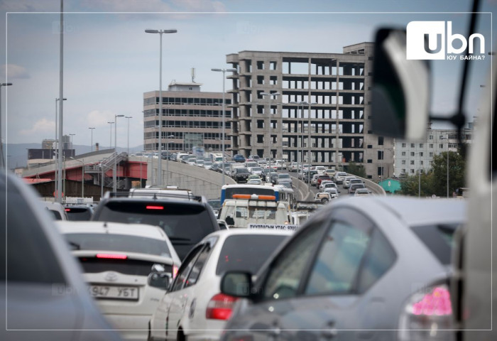 Энэ онд нийслэл автомашины албан татвараас 120.2 тэрбумын орлого төвлөрүүлэхээр төлөвлөжээ