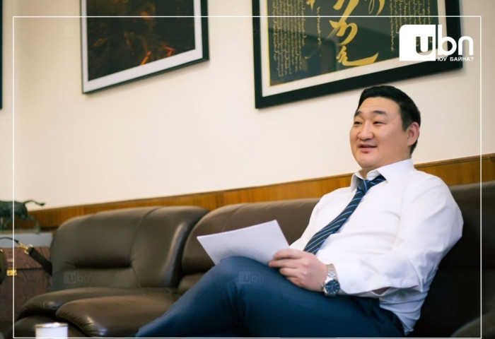 УИХ-ын чуулган өнгөрсөн сард нийт 11 хуралдахад С.Лүндэг 2 удаа тасалж, 9 удаа эмнэлгийн чөлөө авч, нэг ч суугаагүй байна