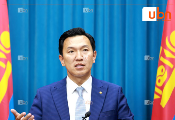 Н.Учрал: АН-ын бүлгийн хурлыг ХААЛТТАЙ гэж ойлгоод, нөхцөл байдлыг ярьсан. Гэтэл тэр бичлэгийг Н.Алтанхуяг гишүүн өөрийнхөө пэйж дээр тавьчихсан