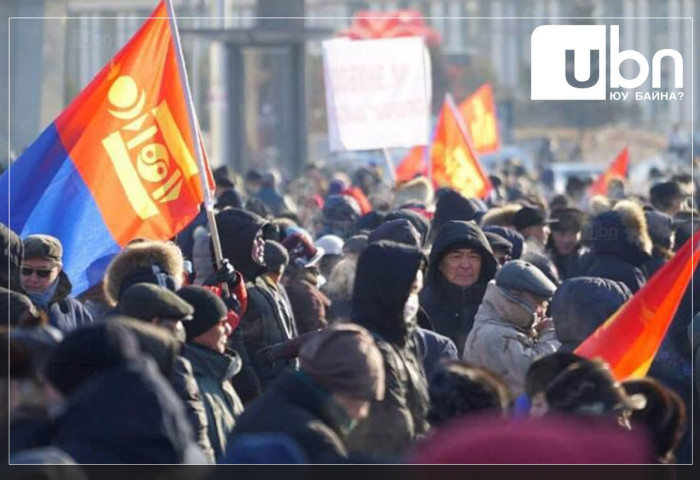 “Жагсагчид дунд Монголын хэрэгжүүлж байгаа төсөл хөтөлбөрийг эсэргүүцсэн гадны гар, хөл байж болзошгүй“ гэв