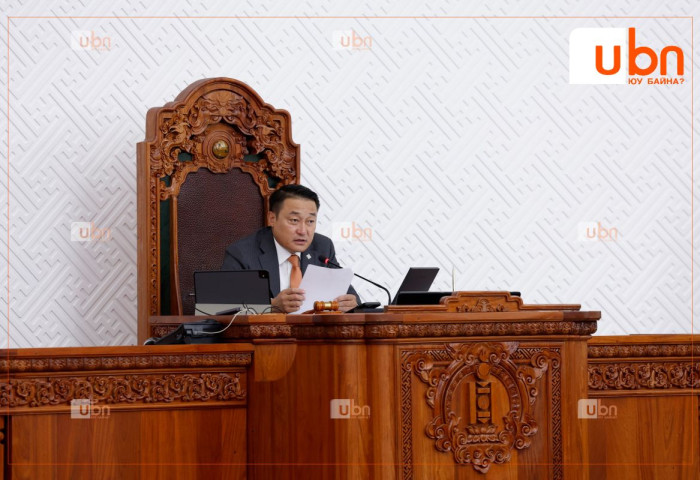 Хархорум хотын бүтээн байгуулалт, хөгжлийг дэмжих тухай хуулийн төслийг эцэслэн батлах бэлтгэл хангуулахаар ТББХ-нд шилжүүллээ