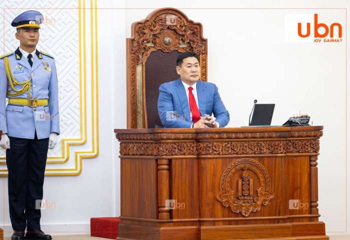 ЕРӨНХИЙ САЙД: Өнгөрсөн хугацаанд эрчим хүчний үнийг нэмэхээс айгаад нэг ч ЦАХИЛГААН СТАНЦ барьж чадаагүй