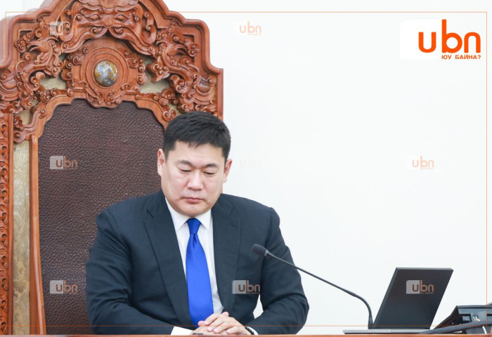 Л.Оюун-Эрдэнэ: Д.Ганзориг УДШ-ийн Ерөнхий шүүгч байгаа цагт нэг  ч газрын наймаачинд хариуцлага тооцож чадахгүй