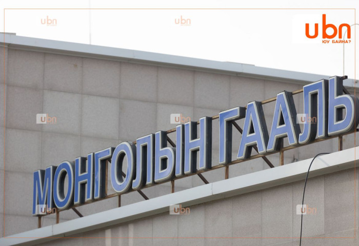 Гаалийн татвар, НӨАТ төлүүлэхгүй гэж тохирч, хахууль авч шалгалтгүйгээр хяналтын бүсээр нэвтрүүлсэн  гаалийн албан тушаалтны хэргийг шүүхэд шилжүүлжээ