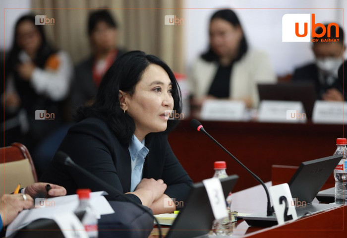 ИРГЭН: Эмнэлэгт хэвтэхэд эмч нь намайг “Та тамхи хэрэглэдэг үү, газ үнэртдэг үү” гэж асууж байна шүү дээ