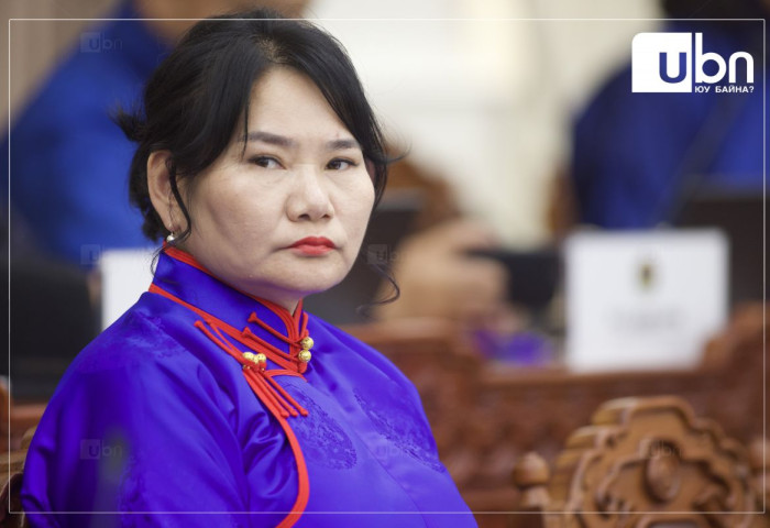 Ард түмнээ төлөөлж төрд суугаа ч  “Шоронд эсвэл шороонд орно“ гэж иргэдээ заналхийлсэн Ц.Мөнхтуяад хариуцлага тооцъё