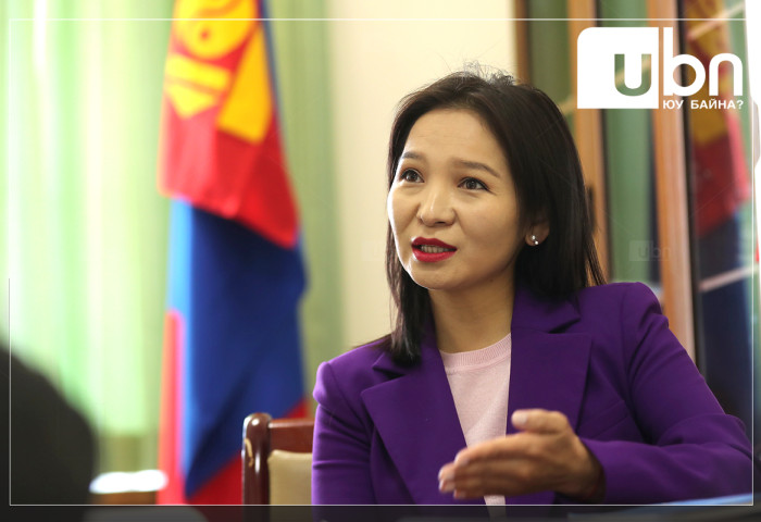 Ц.Пүрэвхүү: Утаанаас болж 700 гаруй хүн амиа алдсан байхад Л.Оюун-Эрдэнэд хариуцлага тооцохоо умартаад, Ч.Лодойсамбуугийн  байрны түрээсийг хэлэлцэж суух ч гэж дээ