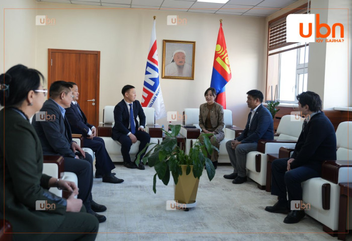 Монголын радиог Япон машинд сонсох боломжтой боллоо