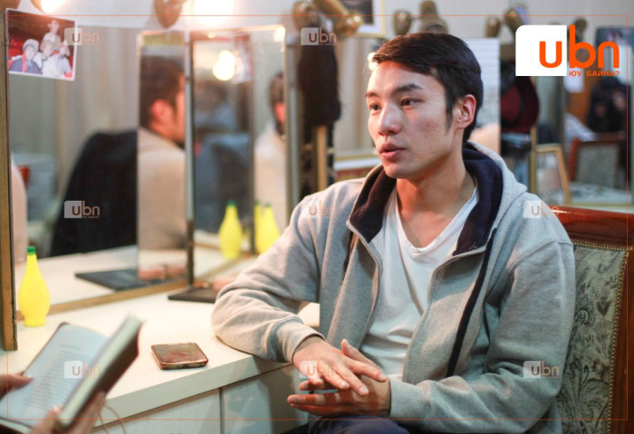 УДЭТ-ын жүжигчин Б.Шинэбаяр маргааш “Алтангадас“ одонгоор энгэрээ мялаана