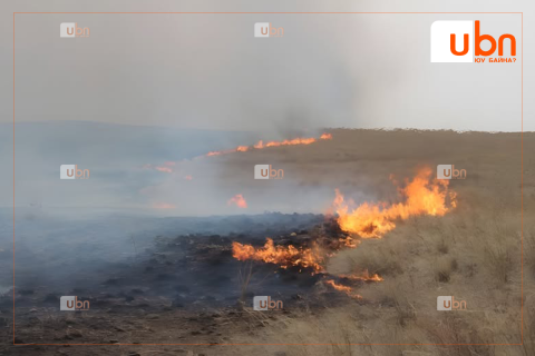 Төв аймгийн Эрдэнэчулуун, Мөнгөнморьт сумын нутагт гарсан түймрийг унтраахаар ажиллаж байна