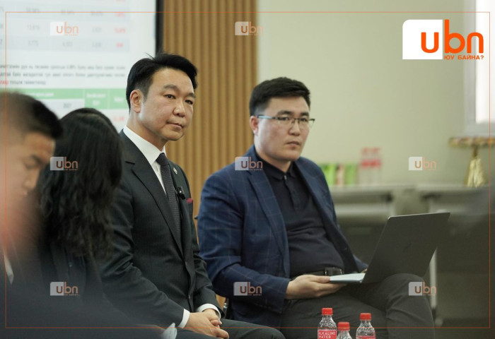 УИХ-ын гишүүн Б.Түвшин Нийгмийн даатгалын хуулийн төслийг олон нийтээр хэлэлцүүллээ