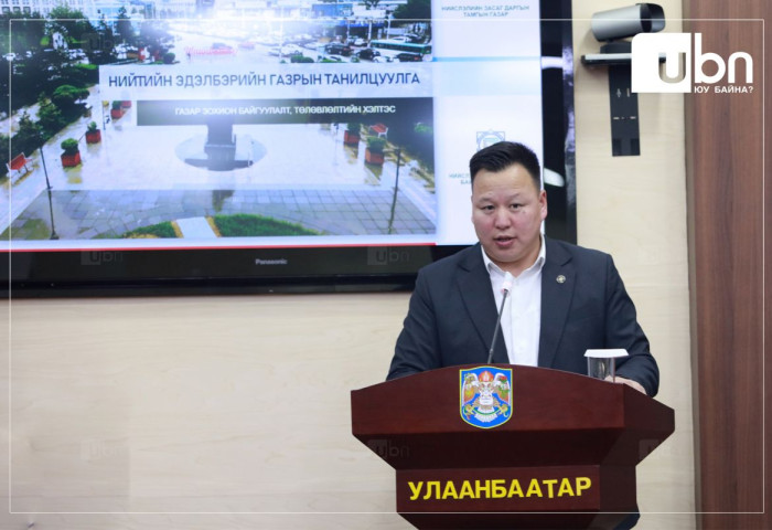 Г.Батзориг: Өдөрт 5000 хүн ирнэ гэж тооцоолсон ч өчигдөр 10 мянган хүн ирээд хоол эрт дууссан. Өнөөдөр 21.00 цаг хүртэл хоол гарна