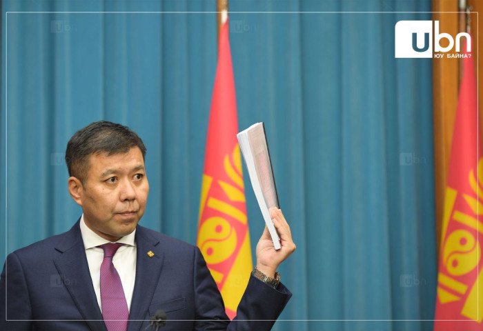 Б.Энхбаяр: Х.Баттулгын туслах Ш.Эрдэнэтуяа нь төмөр замын мөнгөнөөс Хонгконгоор дамжуулж 22 мянган ам.доллар бэлнээр авч байсан этгээд мөн байна