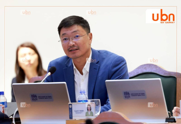 Б.Дөлгөөн: Хотын захын сургуулиудын боловсролын чанарт анхаарахгүй бол хамгийн захын сургуулиас 1 хүүхэд л СЭЗДС-т тэнцэж байна гэх мэдээлэл байна