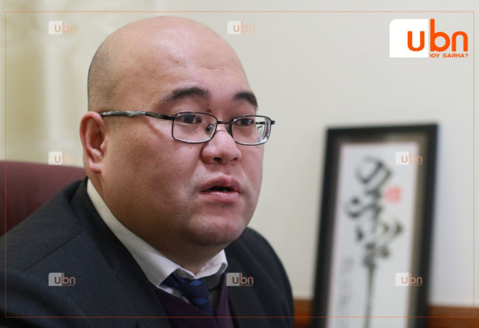 Хуульч Б.Гүнбилэг Ерөнхийлөгч У.Хүрэлсүхийг Үндсэн хуулийн цэцэд өгөхөө мэдэгдлээ