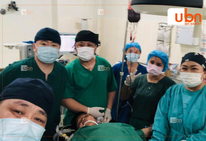 Ховд аймгийн БОЭТ-ийн эмч нар дэлүү авах дурангийн мэс засал эмчилгээг орон нутагтаа амжилттай хийлээ