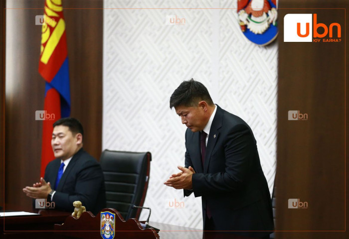 СУДАЛГАА: Л.Оюун-Эрдэнэ, Х.Нямбаатар нарын рейтинг тус бүр 0.1 ХУВИАР өсжээ